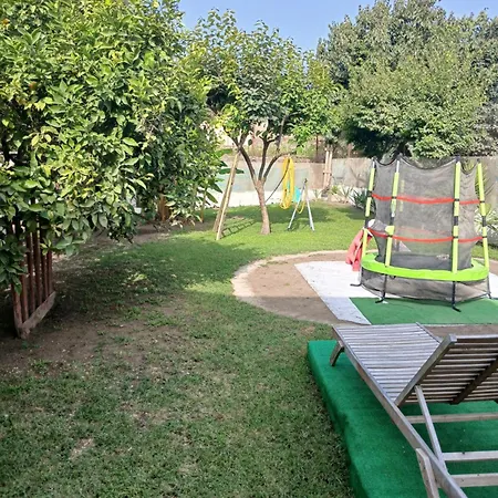Alojamento de Acomodação e Pequeno-almoço Garden Da Virna